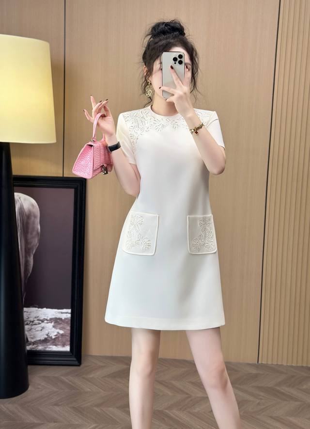 2025 Hot Sale Hot Sale Recommendation Valentino New Heavy Embroidery Custom S