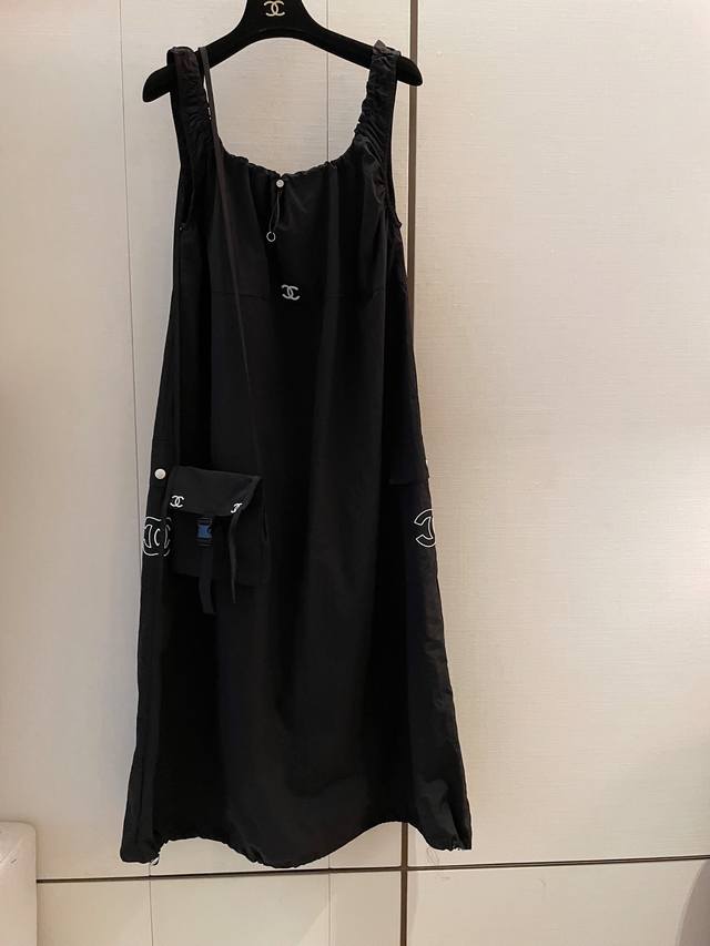 cc New Workwear Dress Made Of High-Quality Fabrics, Skin-Friendly And Not Stu