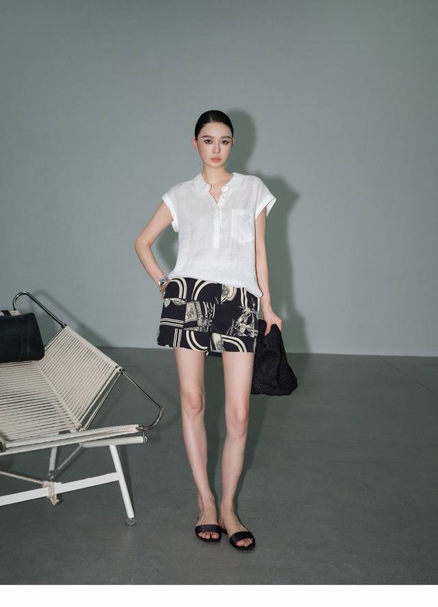 Strongly Recommends The New Lp2630. How Can You Miss A Pure Linen Shirt In The H
