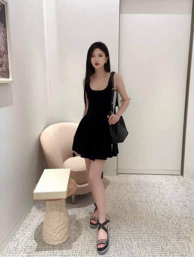 66157 Cd Hepburn Style Dress Vest Little Black Dress Really Looks Thin Sml