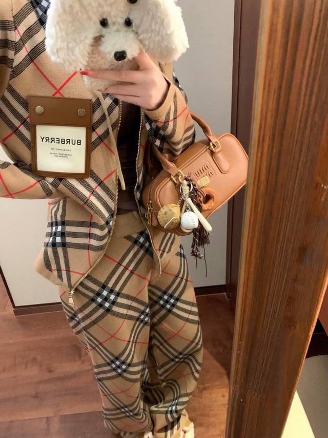 Suit Burberr* Classic Plaid Suit Yan Ke Tian Simple And Classic Elements
