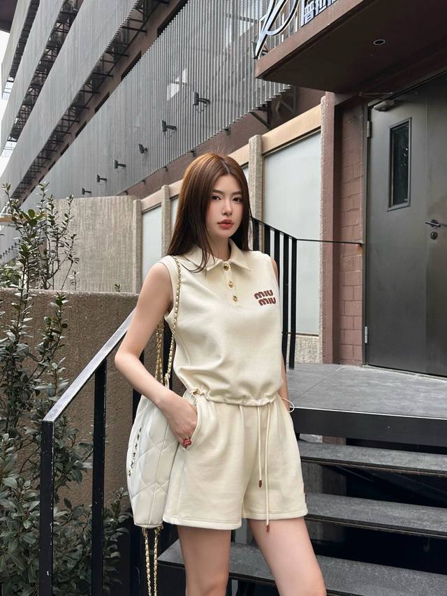 Suit Miumi* Classic Logo Top And Shorts A Must-Have Suit For Summer, Casual, Laz