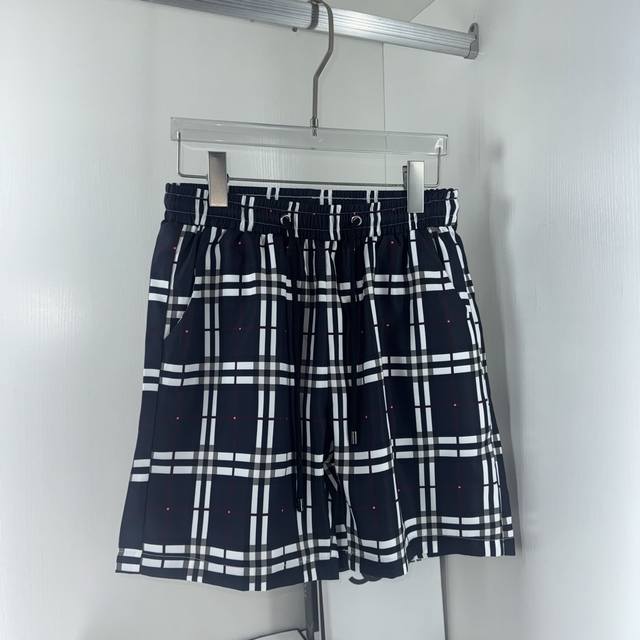 Burberry New Summer Men's Casual Shorts Beach Pants High-End Custom Polyester Fi