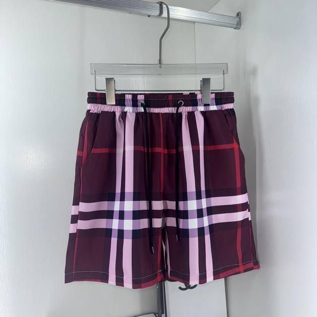 Burberry New Summer Men's Casual Shorts Beach Pants High-End Custom Polyester Fi