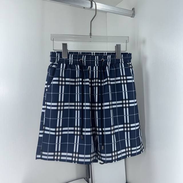 Burberry New Summer Men's Casual Shorts Beach Pants High-End Custom Polyester Fa