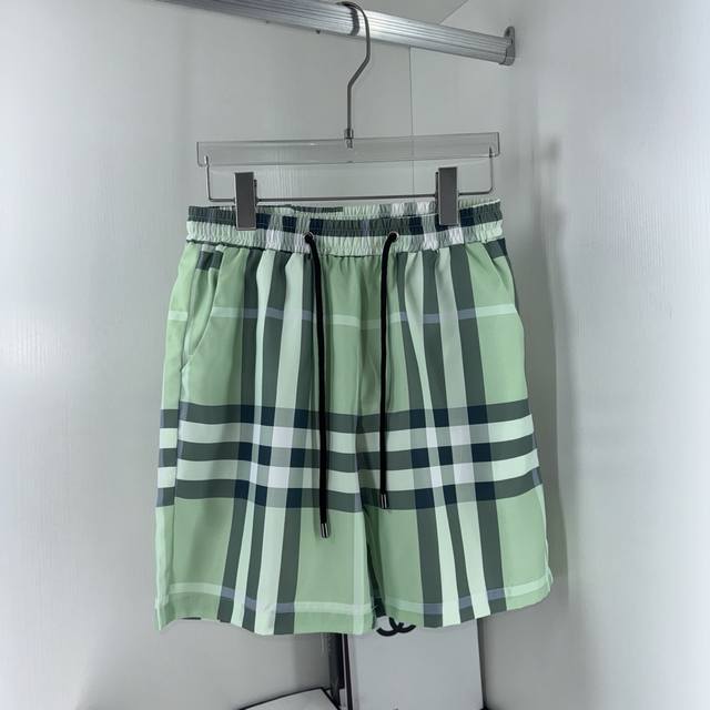 Burberry New Summer Men's Casual Shorts Beach Pants High-End Custom Polyester Fi