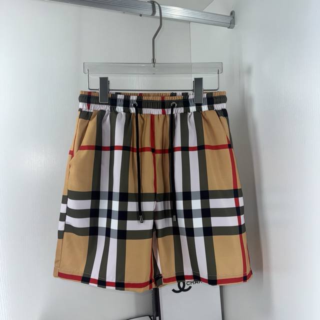 Burberry New Summer Men's Casual Shorts Beach Pants High-End Custom Polyester Fi