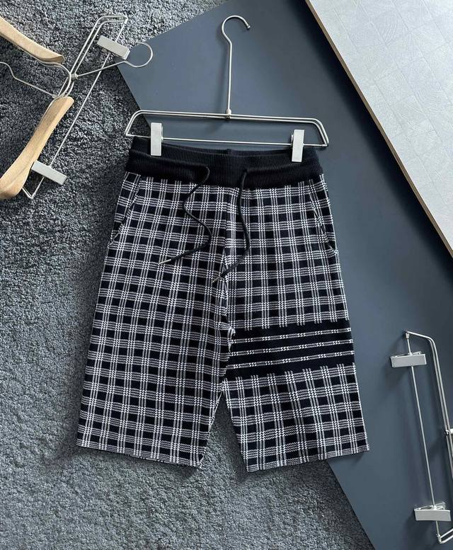 tb New Knitted Shorts Custom Fabric Uses Wafer Fabric Weaving Jacquard Knitti