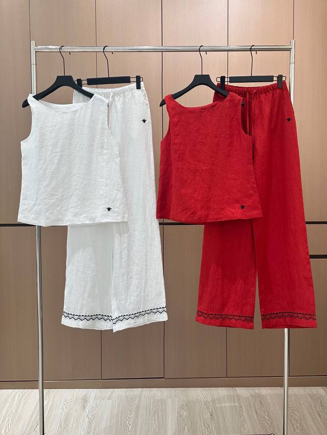 4 Hot Item In Stock Original Quality Designer Classic Old Money Style Vest Se