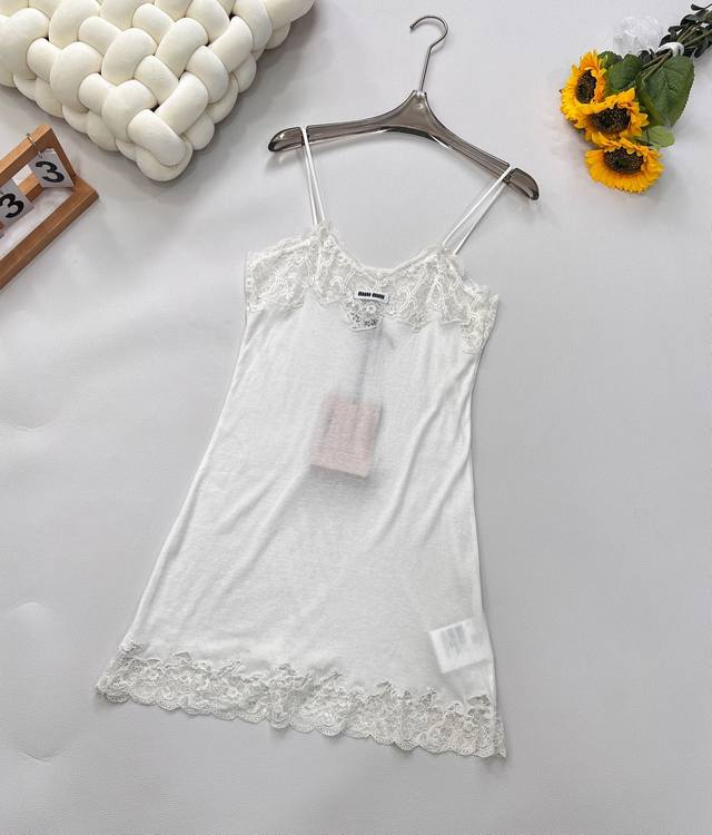 miumiu2025Ss New Lace Suspender Skirt Customized Yb Twill Cotton Material Com