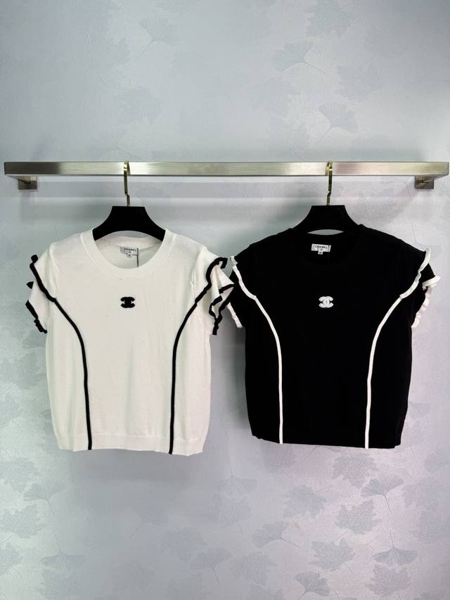 chane Chanel's New Lace Short-Sleeved Knit Top Is Available In Classic Black