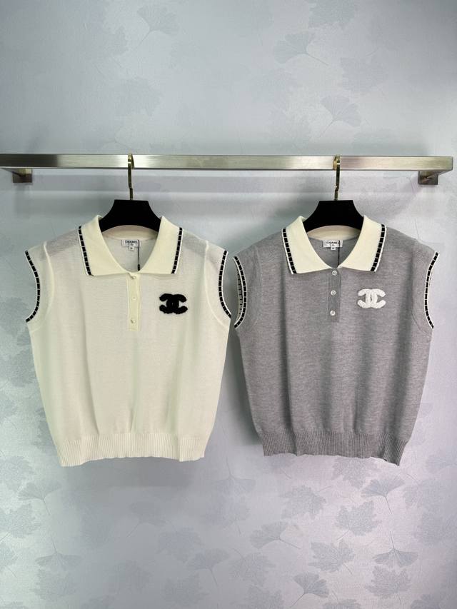 chane* Chanel Knitted Lapel Vest With Double C Embroidery In White And Gray.