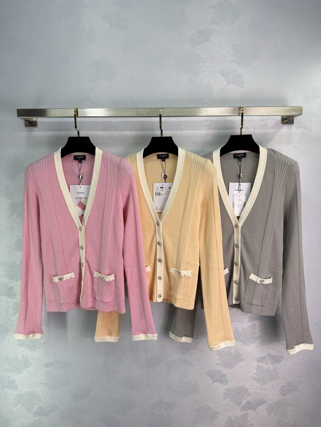 chane* Beach Spring And Summer New Products Contrast Color Slim Fit Knit Card