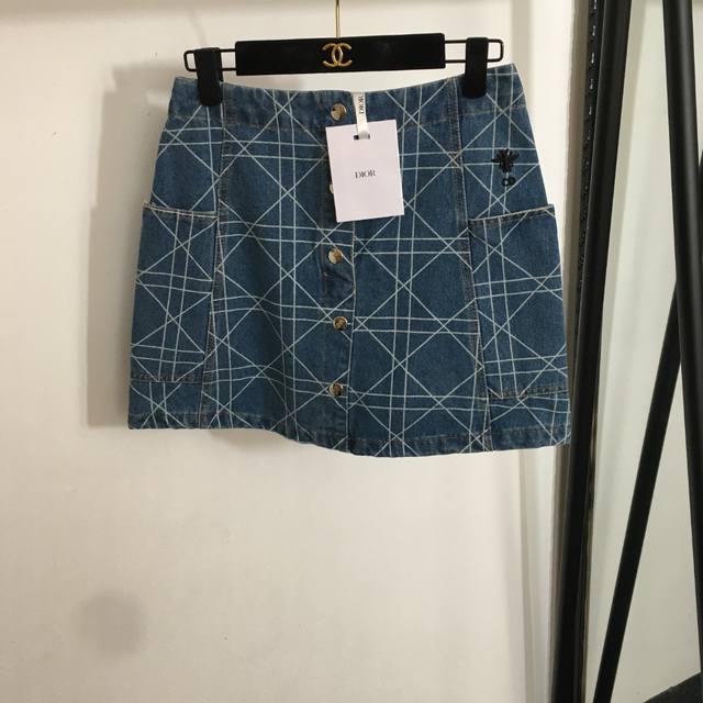Style No. 20253280 Dio* New Diamond Plaid Print Single-Breasted A-Line Denim Sho
