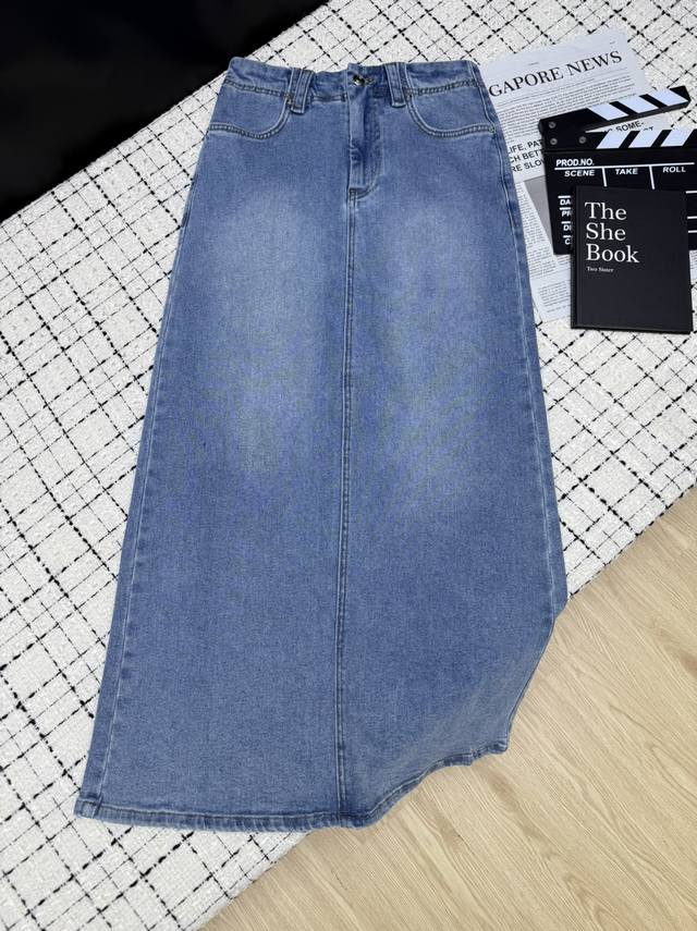 Dio*25Ss Denim Long Skirt With Butterfly Logo Embroidered On The Back Pocket. A