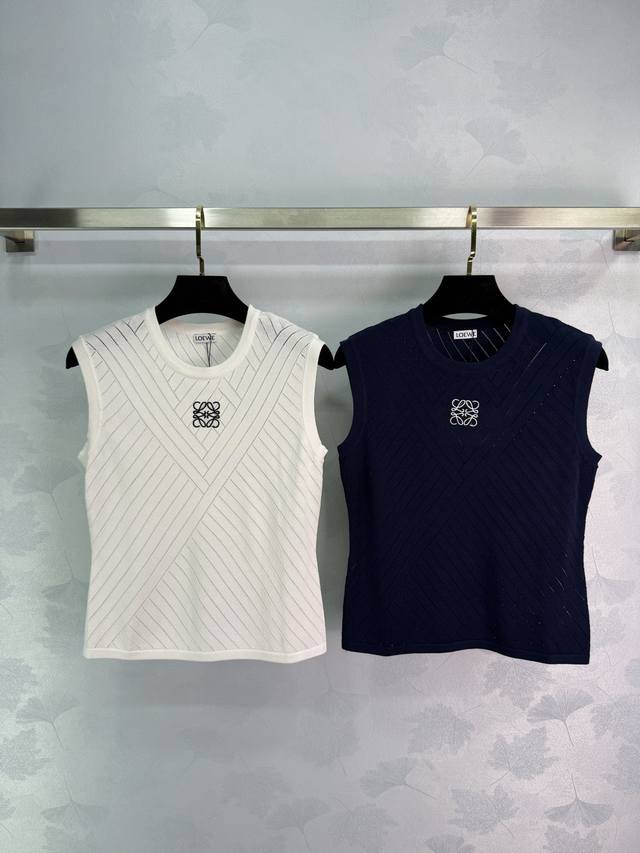 loew* Sleeveless Knitted Vestwhite And Dark Blue Two Fabricscomfortable For S