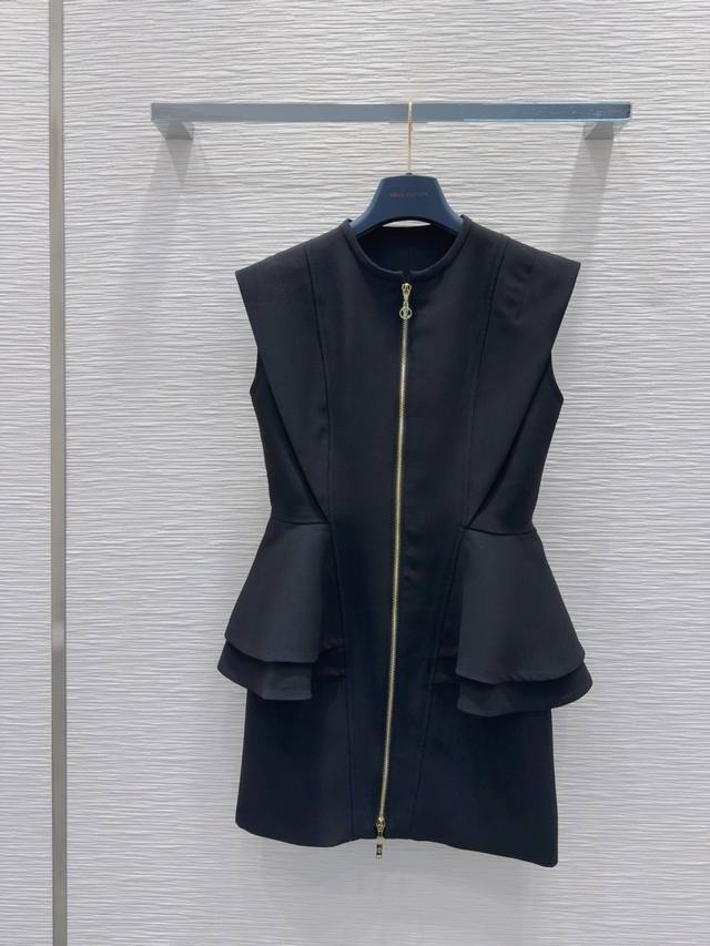 louis Vuitto* 2025Ss New Dress Is Full Of Fashion And High-End Feeling. It Ha