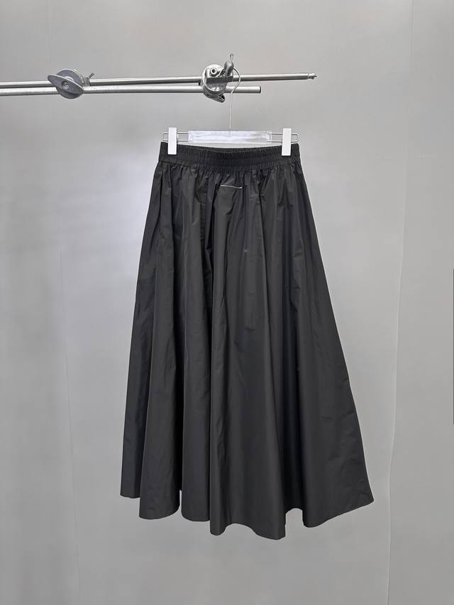 mm6 New Casual Skirt Textured Polyester Fabric Casual Fashion Version Size Sm