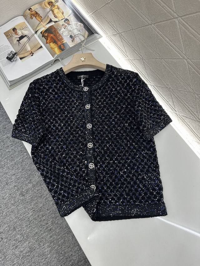 chane*2025 New Arrivals Sequined Silver Thread Knitted Short-Sleeved Cardigan