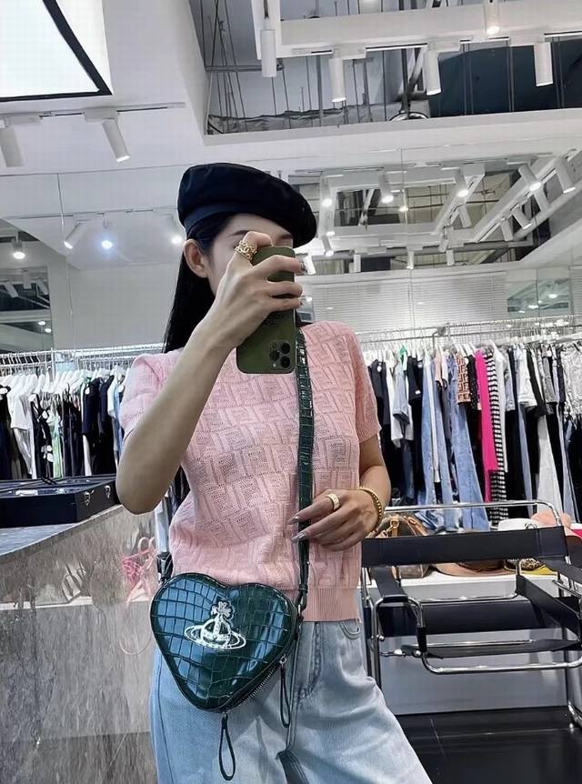 Counter Model Classic F Letter Logo Pattern Jacquard Round Neck Short Sleeve Kni