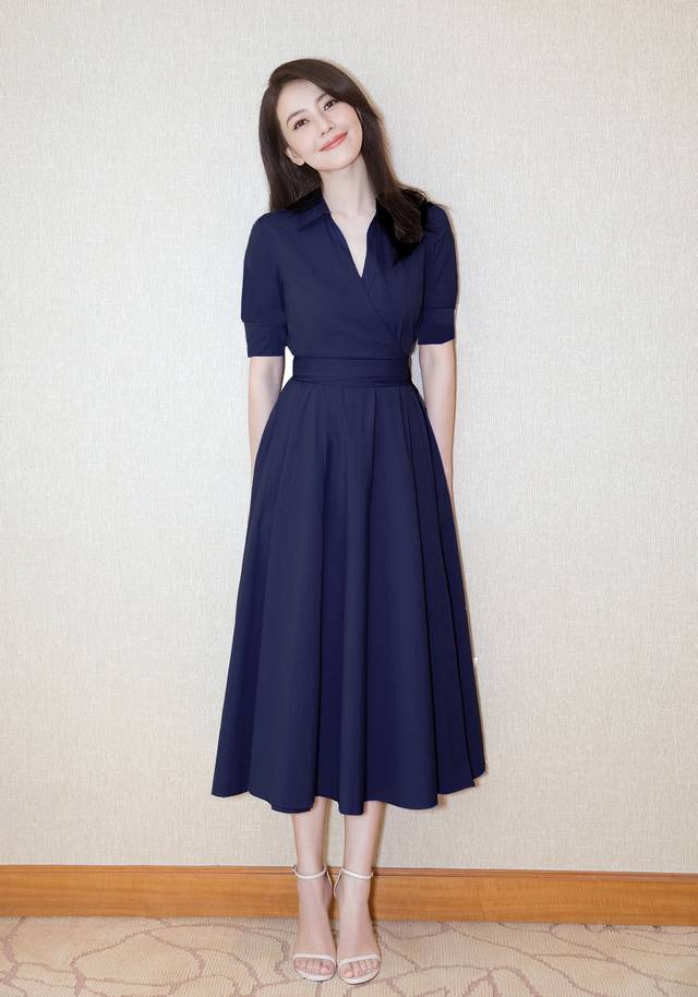 Dress Hot Sale Gao Yuanyuan Same Style Fashionable V-Neck High Waist Slim Fit Bi