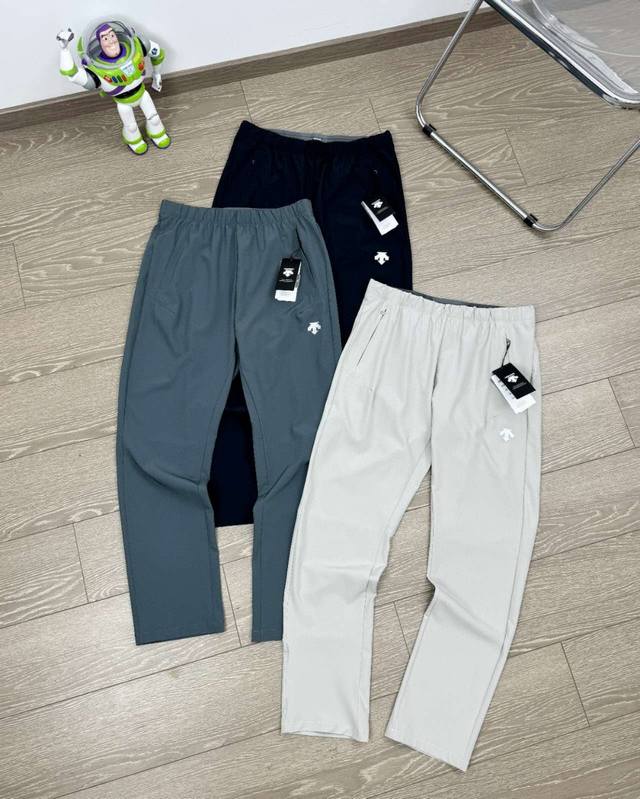 New Descente summer new men's business casual solid color sports quick-drying tr