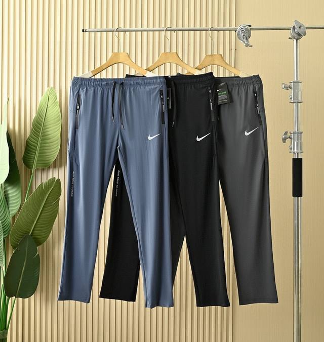 New nylon Tencel cool and breathable hook Nike summer closet hit three-color cas