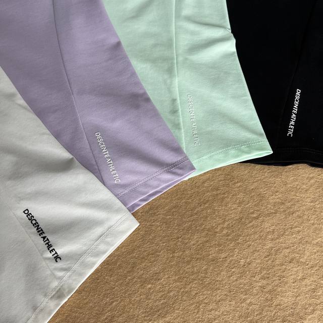 Detailed pictures! Descente counter women's macaron color four-color short-sleev