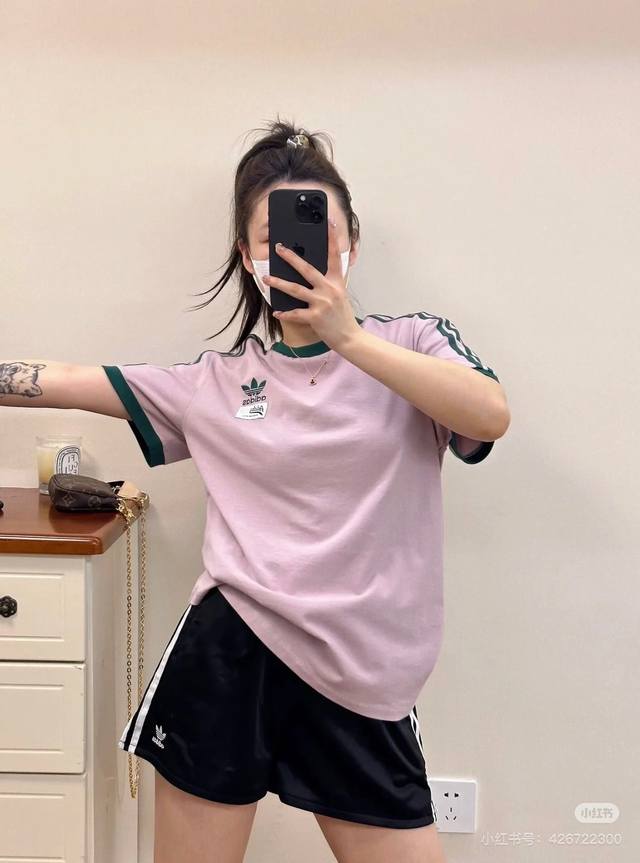 New arrival Adidas Trefoil round neck short sleeves! Available at the counters!