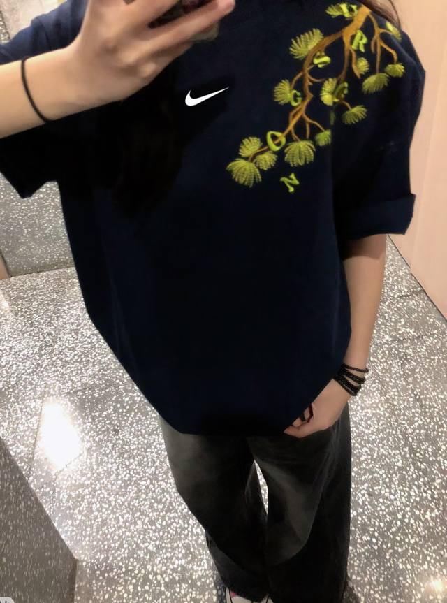 Nike American high street welcoming pine embroidery short sleeves couple style s