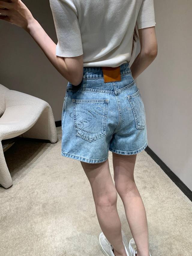 Alexanderwang Aw custom letter leather label heavy hot diamond washed denim shor