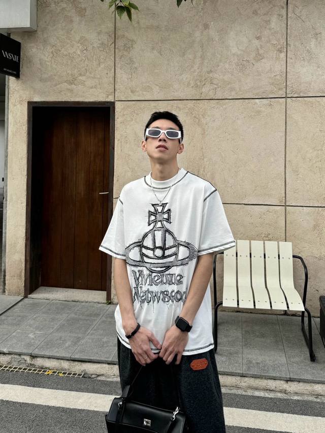 High quality Product name: Vivienne Westwood 25Ss new Saturn print round neck lo