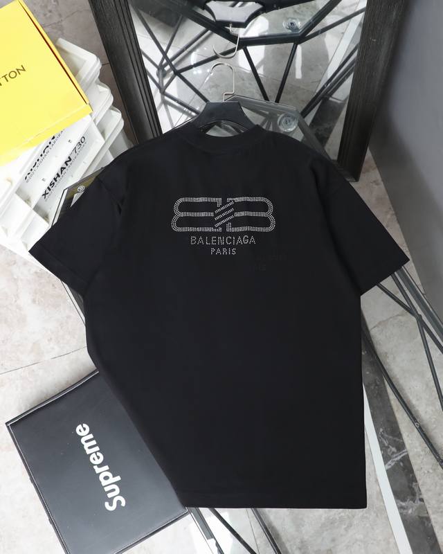 Top version Balenciga #25Ss washed rhinestone distressed short sleeves # Balenci