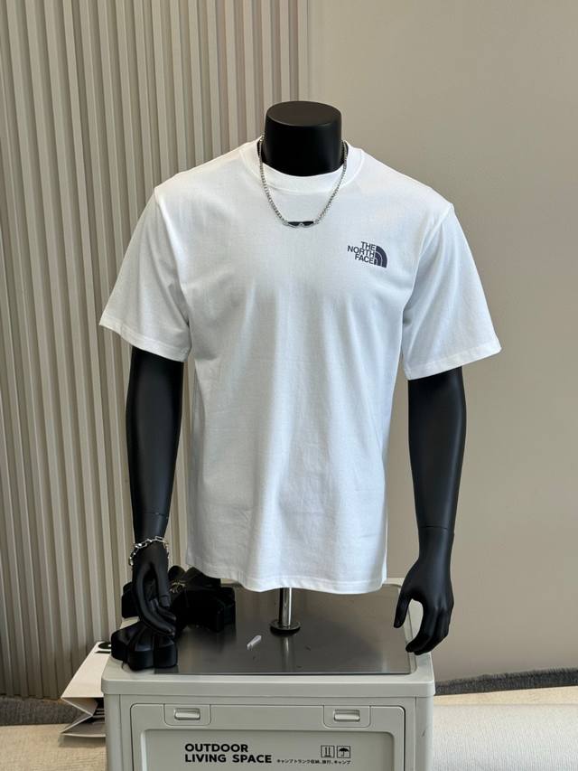 The North Face's new back floral print men's and women's round neck short-sleeve