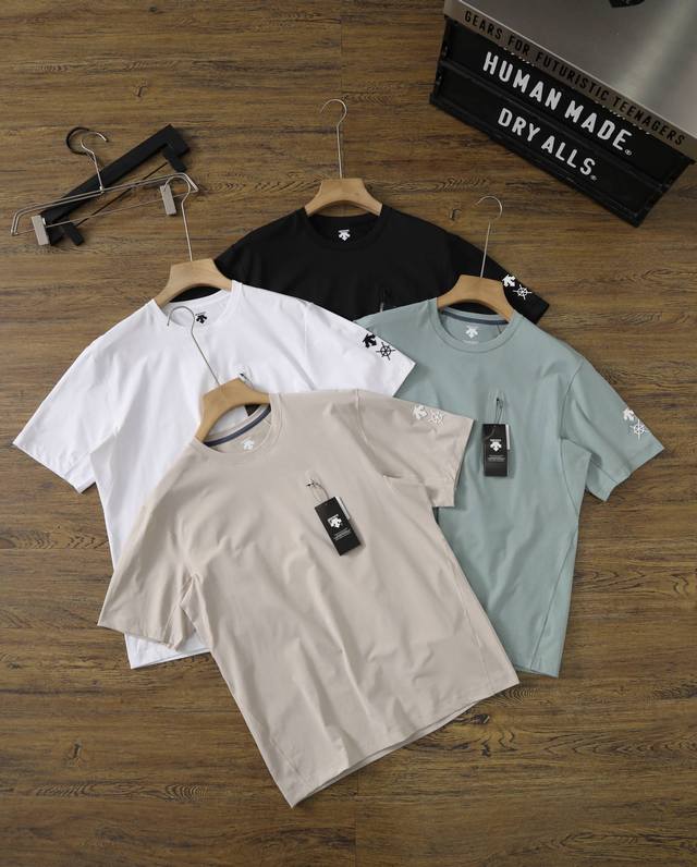 Descente summer new outdoor leisure sports four-color series cotton comfortable