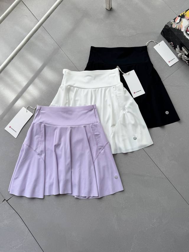 Lululemon Lulu Short Skirt Pleatedlined Women's Tennis Skirt This super versatil
