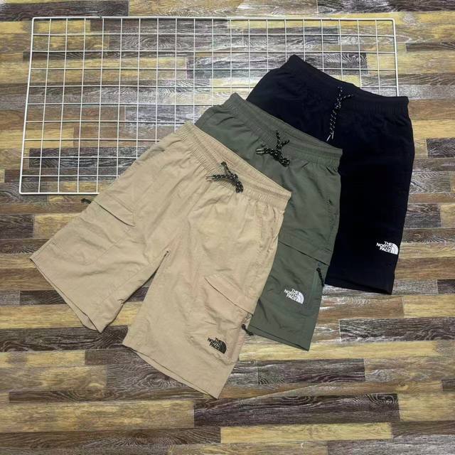 New Limited Edition 2025 Tnf The North Face Workwear Big Pocket Couple Shorts 5-