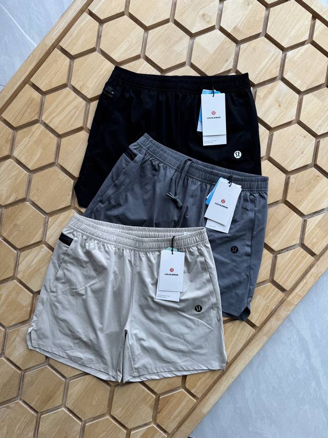 In the hot summer, do you want to stay cool and comfortable when exercising? Thi