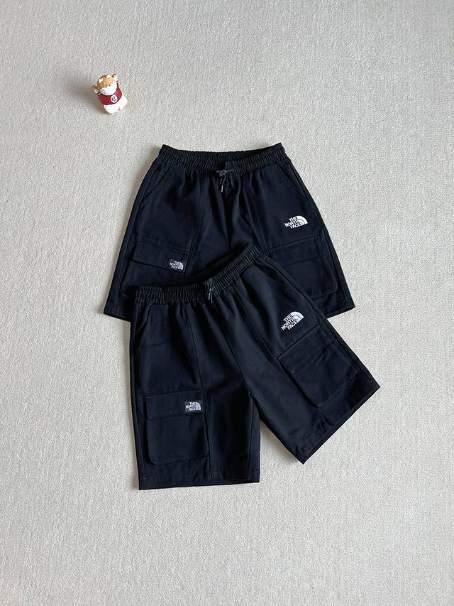 Today I just want to strongly recommend this pair of workwear shorts. I am reall