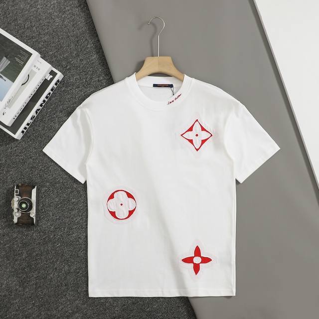Top replica version Louis Vuitton Lv 25Ss early spring new short-sleeved contras