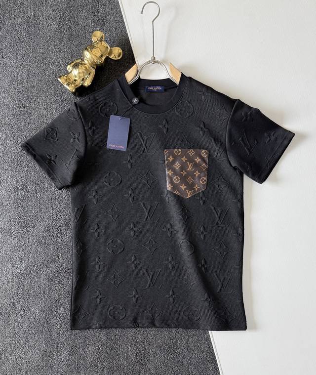 High quality Louis Vuitton 3D embossed jacquard T-shirt! Customized 300g cotton