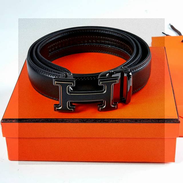 A hot item is coming. This year's best-looking Hermes belt is here. Pure origina