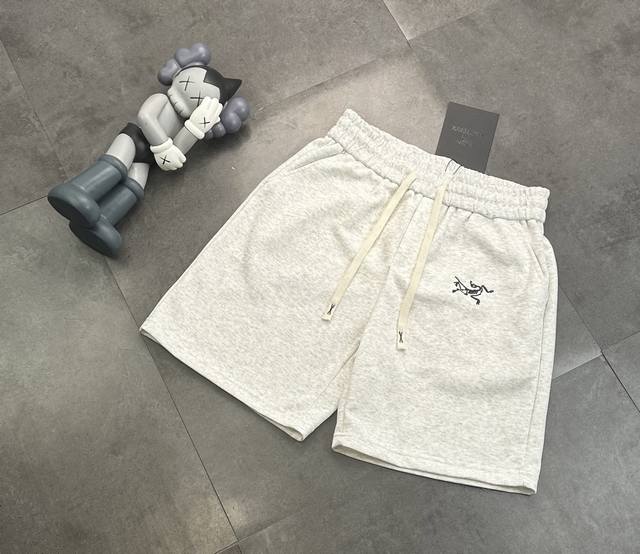 Fashion brand Arc'teryx embroidered small logo drawstring shorts terry sweatpant