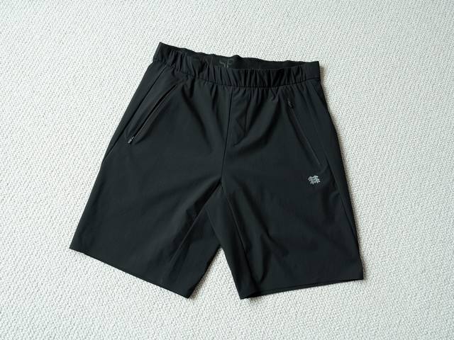 Top version difference currency Kolon Sport water-repellent multi-pocket outdoor