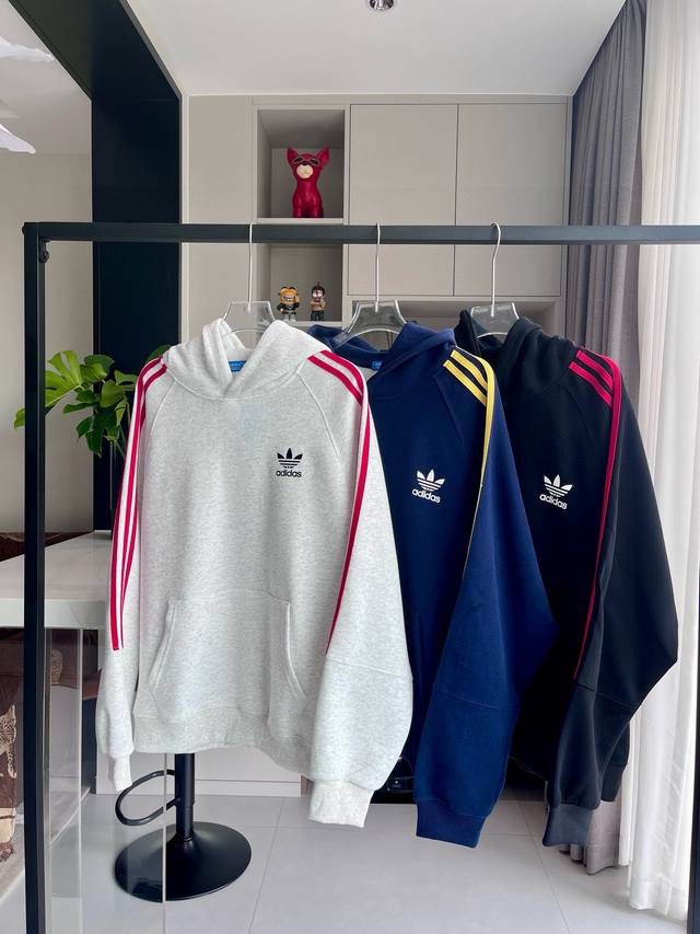 Trefoil contrast color three-bar sweatshirt Adidas Trefoil casual contrast color