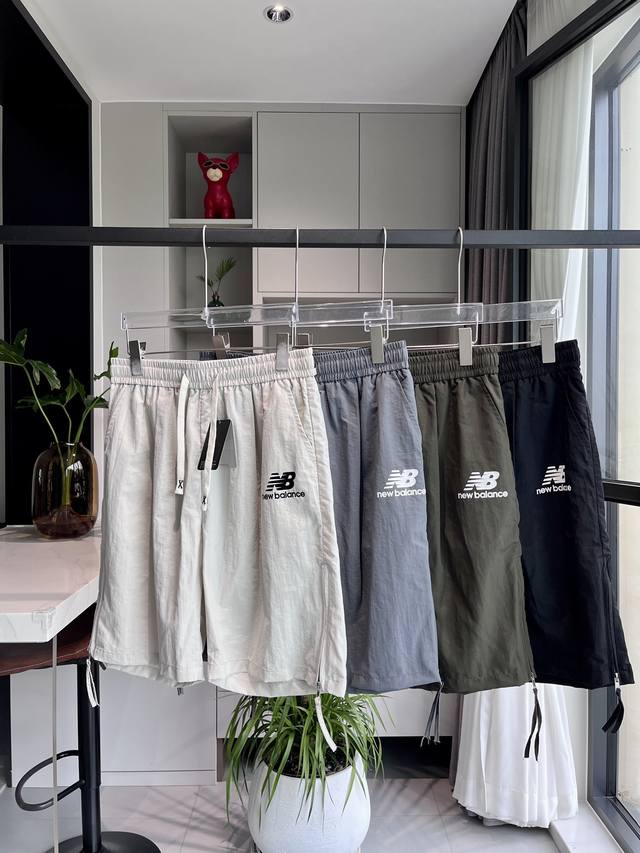 Nb side zipper shorts Nb New Balance basic casual side zipper shorts, super easy