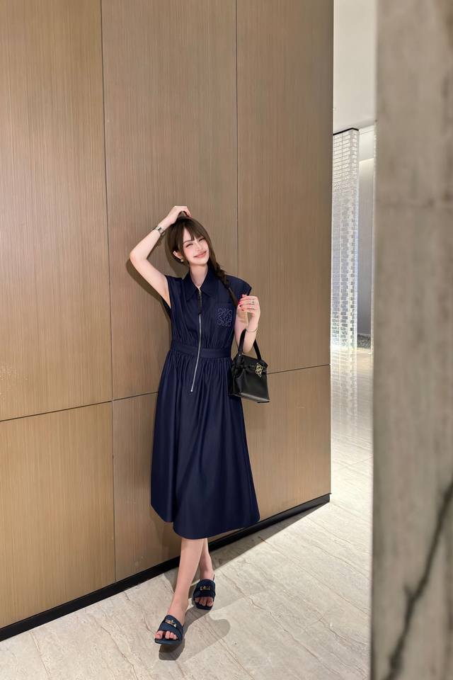 New arrival Lw Loewe 25 Spring/Summer Logo Decorated Half-Zip Denim Dress Temper