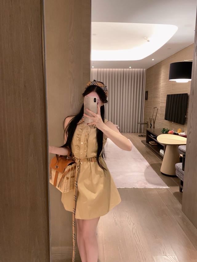 New Burberry ruffle dress is here! Slimming and classy! This dress is so comfort