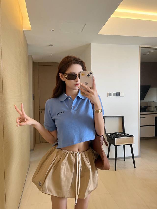 New arrival Miu Miu playful daughter outfit ~ Polo shirt and puffy skirt This ou