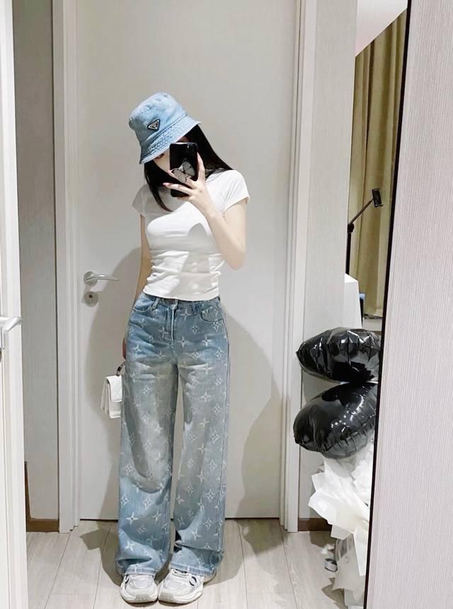 New arrival Louis Vuitto* Donkey 25Ss heavy-duty ripped old flower jeans Lv old